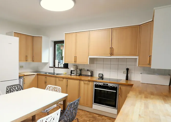 10 Min Subway U-Bahn To Marienplatz 130 M2 - 4Br - 2Bath