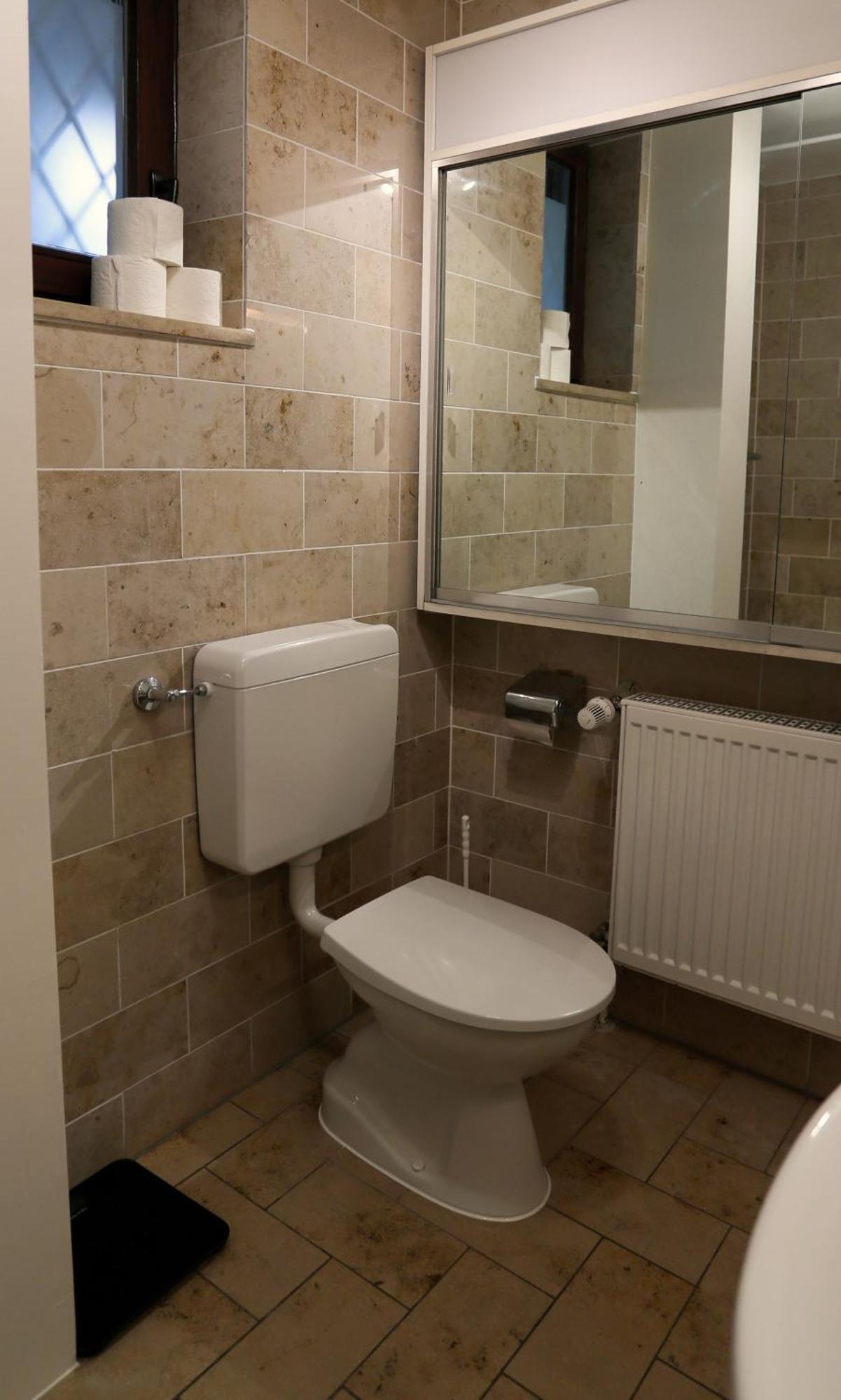 10 Min Subway U-bahn To Marienplatz 130 M2 - 4br - 2bath