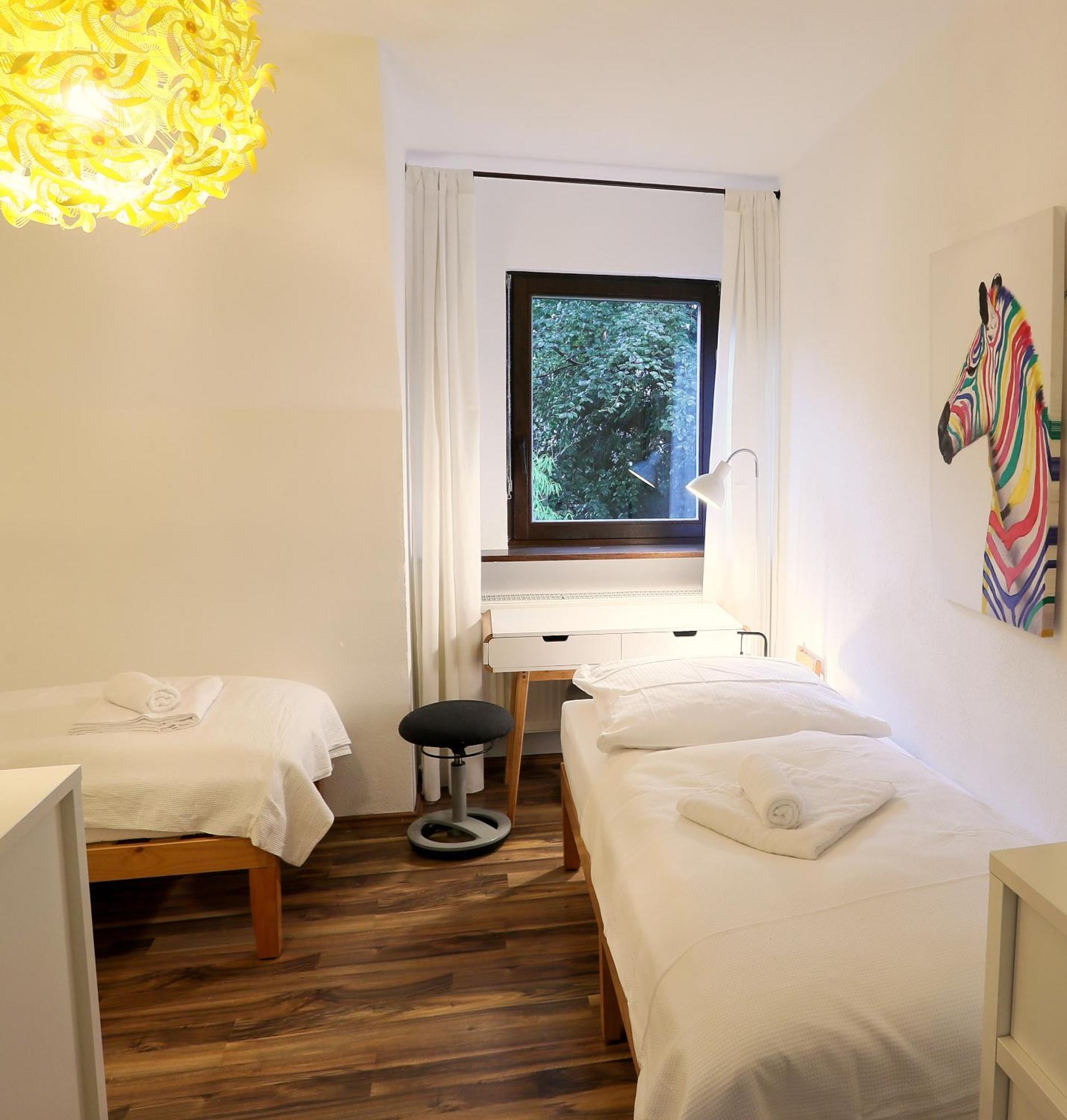 10 Min Subway U-bahn To Marienplatz 130 M2 - 4br - 2bath